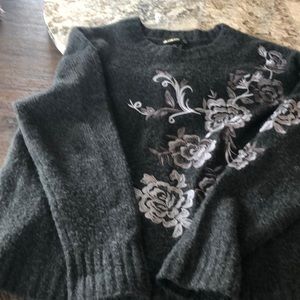 Grey flower pattern sweater